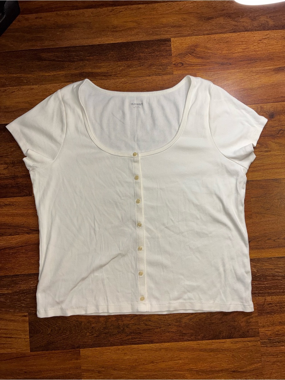 Old Navy White Short-Sleeve Button-Front Scoop Neck Top